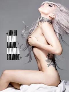 la célèbre lady gaga est lingerie très sexy