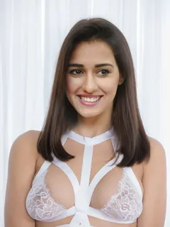 disha patani sexy in white bra