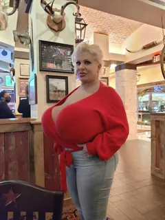 huge tit pornstar claudia marie at saltgrass steakhouse inside golden nugget casino in vegas