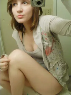 super cute pale beauty selfshot