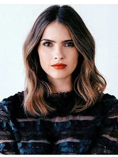 shelley hennig 1