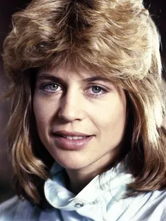 cult babe: linda hamilton