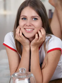 Evelina in Showy Beauty set Very Tasty
