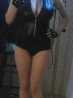 gemma lou is sexy mama in black latex - looking alt cool bimbo milf big tits - fota lett cooll milff