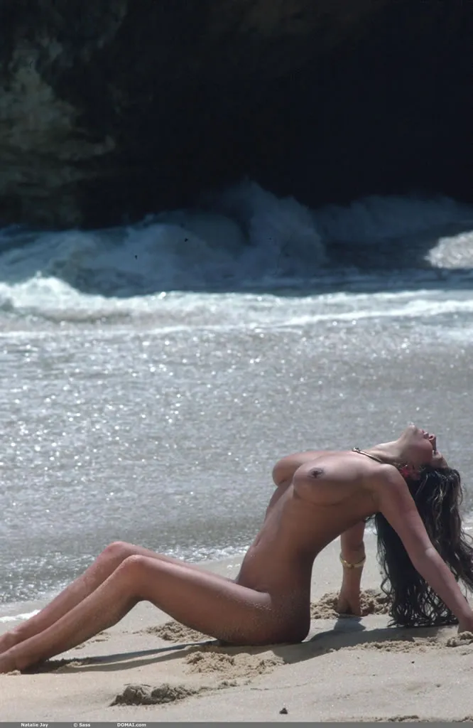 Natalie-Jay in Domai set Natalie-Jay Beach