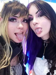 gothic tongues hot