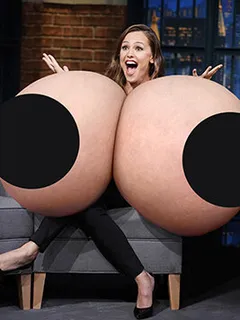 jennifer garner exposing her giant balloon tits