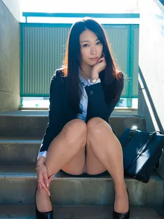 office idol on the steps