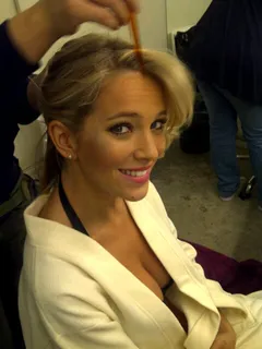 luisana lopilato -5/87 -5'7''- 34-25-33''- 34a-bra - 115lbs - 8-shoe, argentinian cunnilingus! -yum! yum!