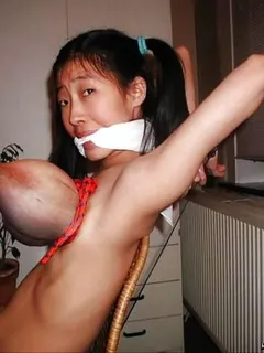 asian slut with firmly tied tits