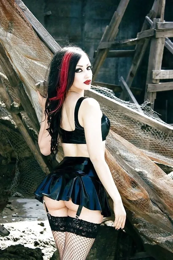 dani divine