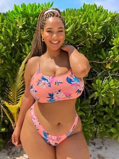 the beautiful katelyn sade in a bikini