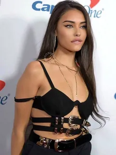 madison beer black dress