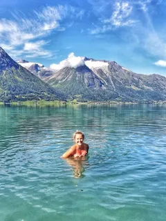 i just love taking swim in clean icewater! before a hike, on a hike or after a hike…