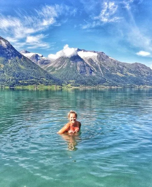 i just love taking swim in clean icewater! before a hike, on a hike or after a hike…