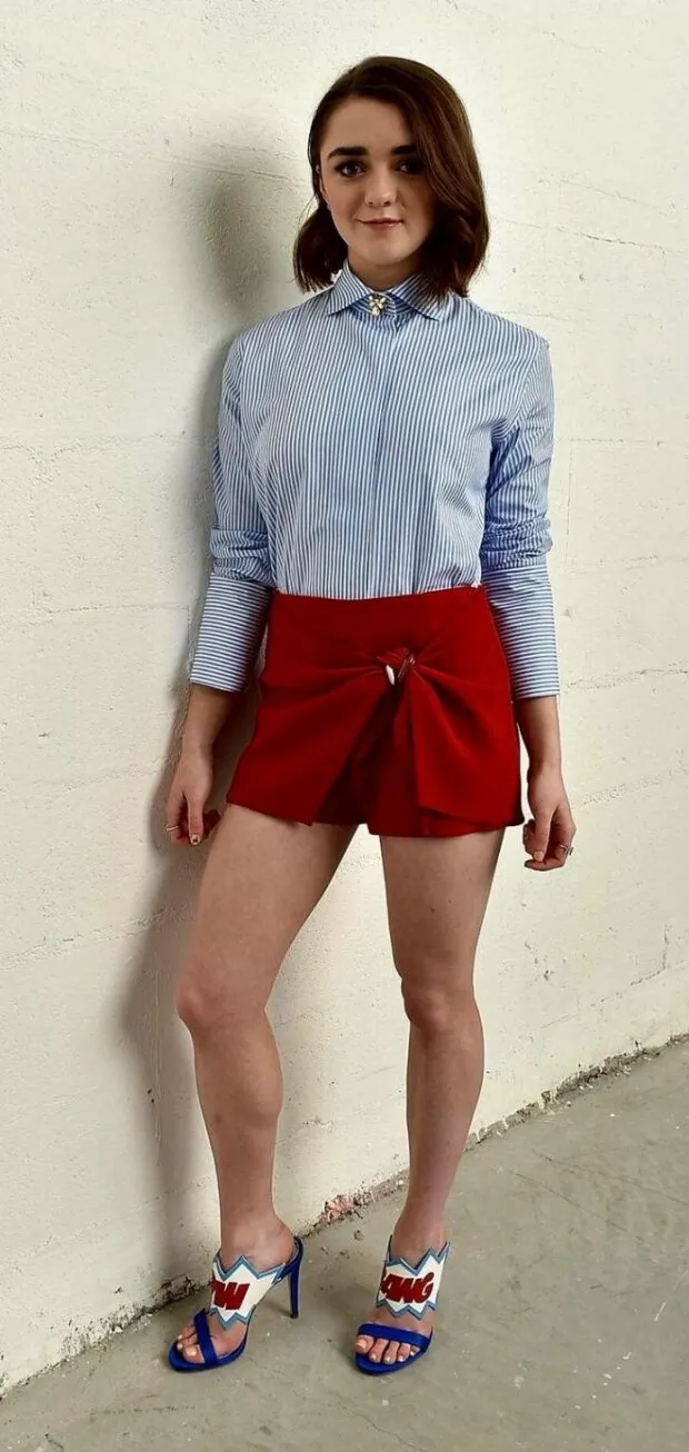 maisie looking sexy in short red skirt