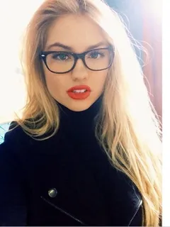 alexandria morgan hipster