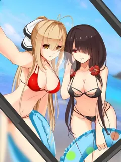 ecchi babes in bikini's