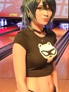 emiru (streamer) - cute sulk playing bowling