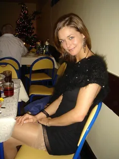 christmas party, boss' wife in stockings...where's the mistletoe?