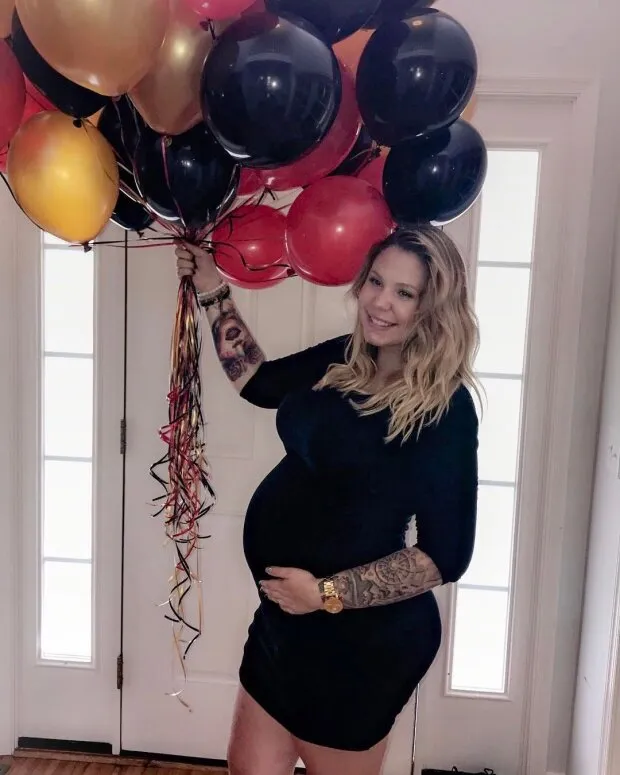 never thought a pregnant woman could be this hot