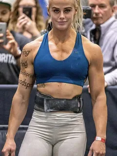 sara sigmundsdottir is a gorgeous woman