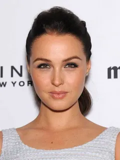 camilla luddington is looking sexy as hell