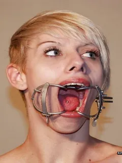 wide open cum mouth of slave simona