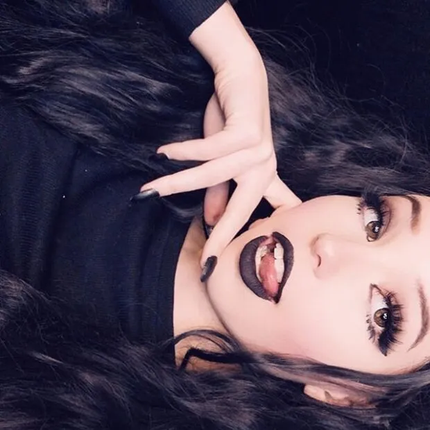 belle delphine goth