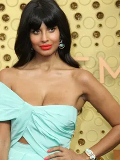 jameela jamil with stretch marks on her chest