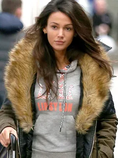 michelle keegan -6/87 -5'4''- 37-23-35''-32dd-bra - 120lbs - 8-shoe, hot british cunnilingus! -yum! yum!