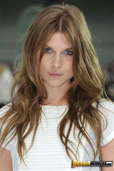 clemence poesy