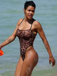 teyana taylor pokies in see thru swimsuit candids on the beach in miami hq