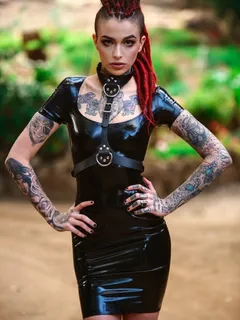 leigh raven in latex