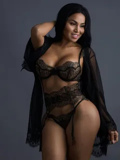 dolly castro