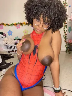 spiderman cosplayer