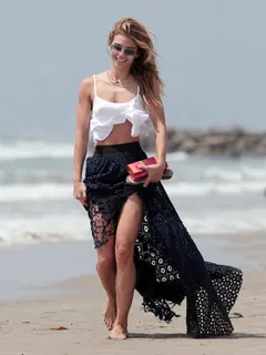 annalynne mccord -7/87 -5'7''- atlanta babe....smoke'n!