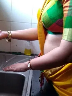 hot indian maid secret pics