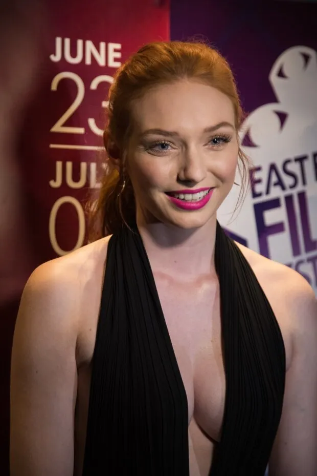 eleanor tomlinson