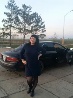 non-nude fatty in pantyhose