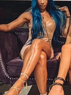 sasha banks can choke me with her legs anytime she wants