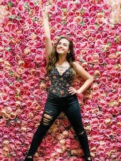 mary mouser