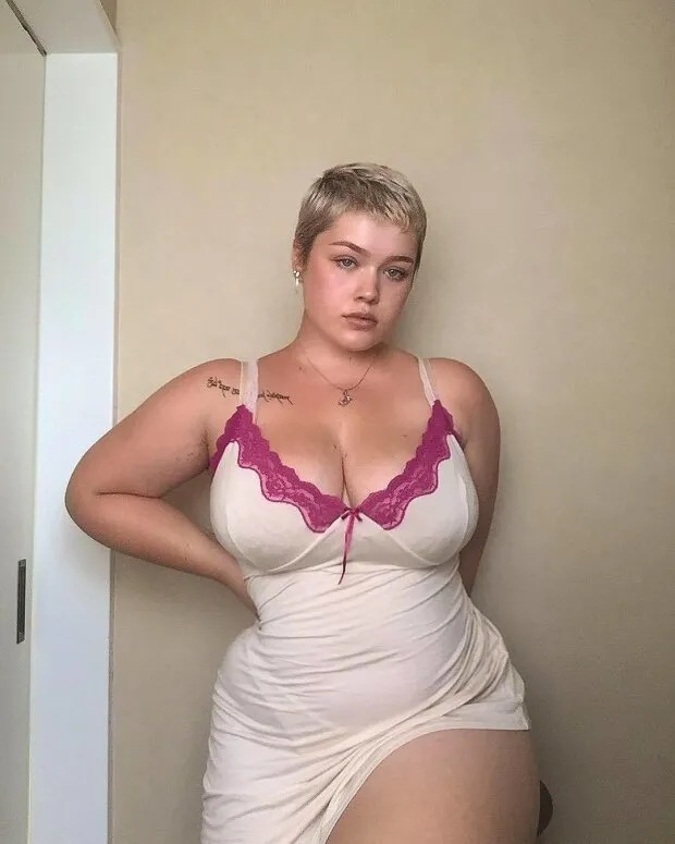 thick short haired bbw