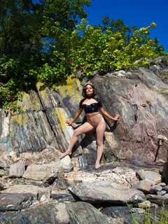 Fernanda in Crazy Babe set In Nature