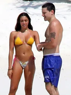 lourdes leon in a sexy ass thong bikini showing nice cleavage with her big tits on the beach in maldives with her boyfriend seen by paparazz